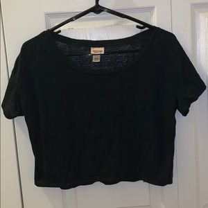Black Short Sleeve Crop Top